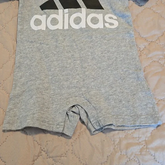 ADIDAS TODDLER SHORTS ONSIE OUTFIT - Picture 2 of 5